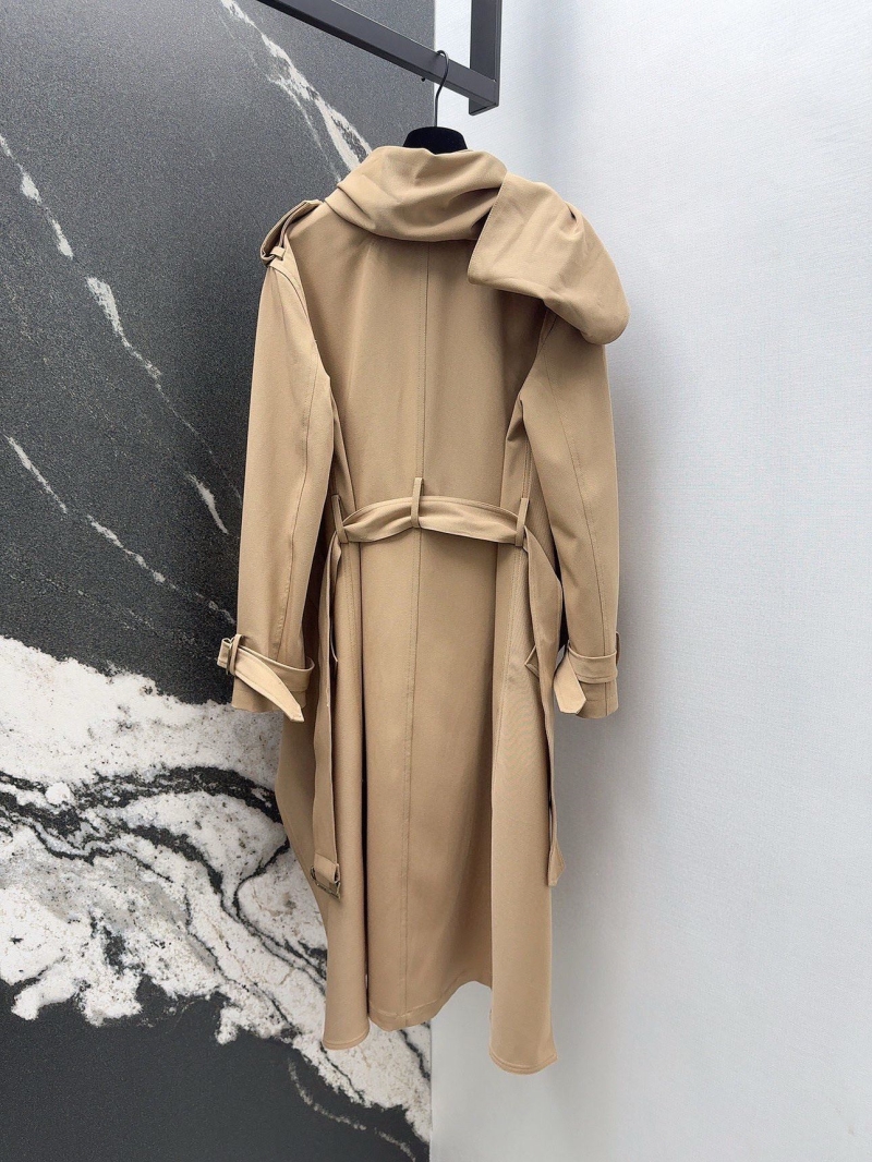 Bv*b*rry outwear